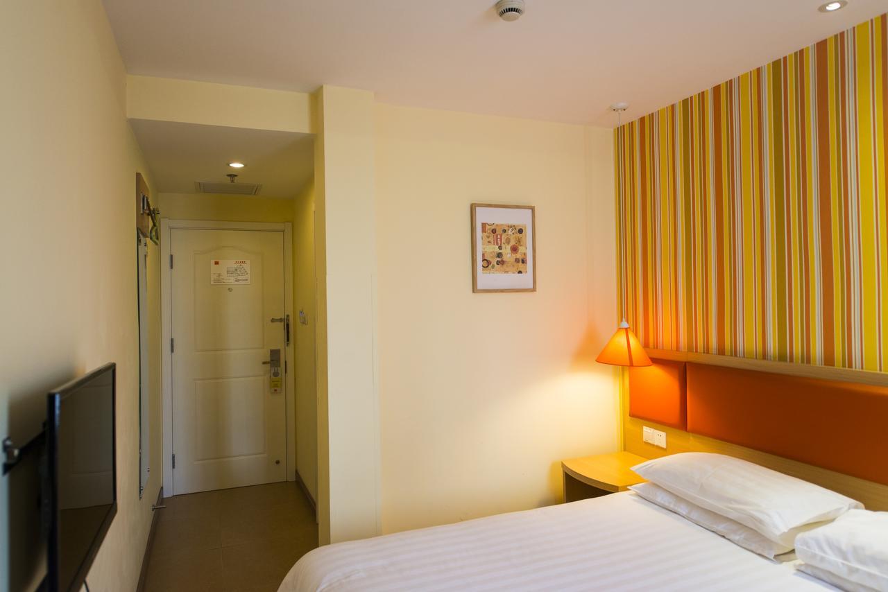 Home Inn Changchun Dajing Road Ouya Outlets Exterior photo