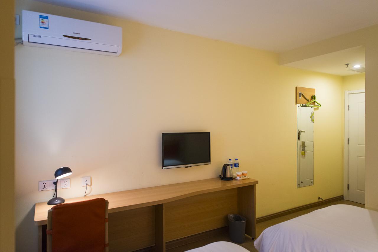 Home Inn Changchun Dajing Road Ouya Outlets Exterior photo